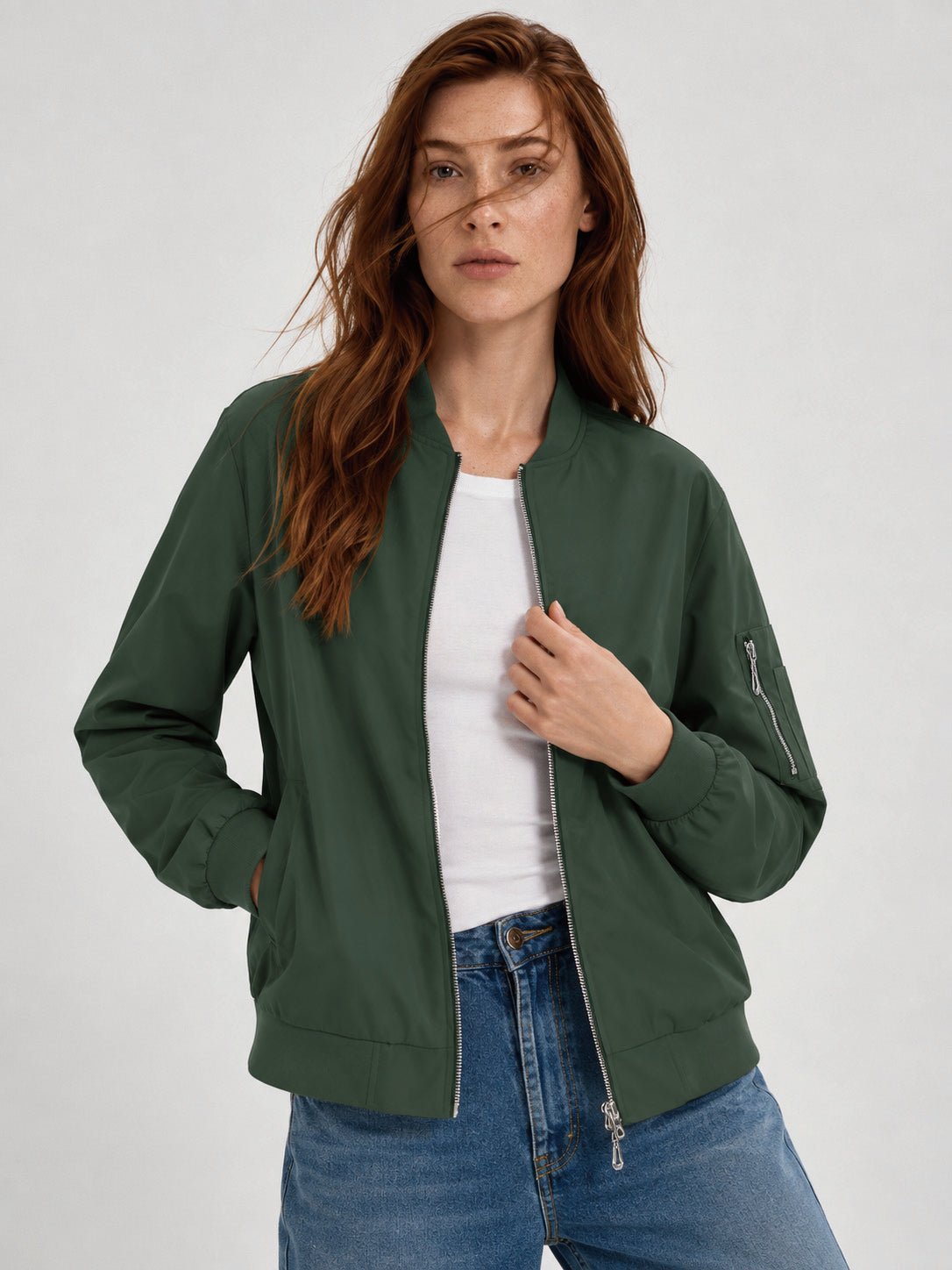YUCOLEN Women's Lightweight Water Resistant Bomber Jacket 5-Pocket Utility Windbreaker in Army Green