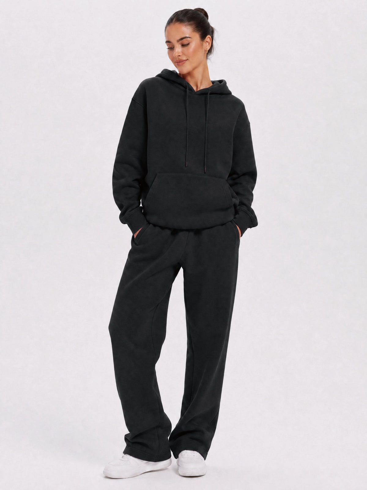 YUCOLEN Unisex Oversized Cotton Fleece Hoodie with Kangaroo Pocket in Black