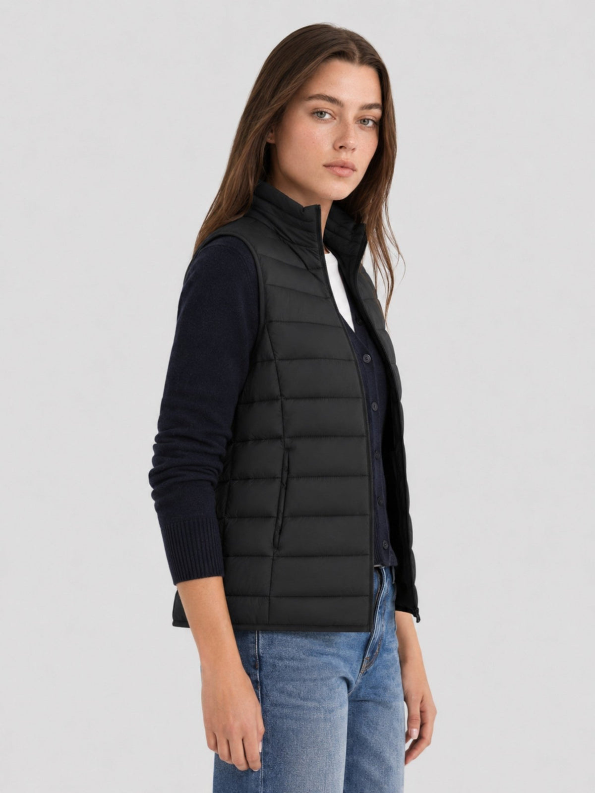 YUCOLEN Women's 270g Lightweight Down Quilted Puffer Vest Windproof Sleeveless Jacket in Black