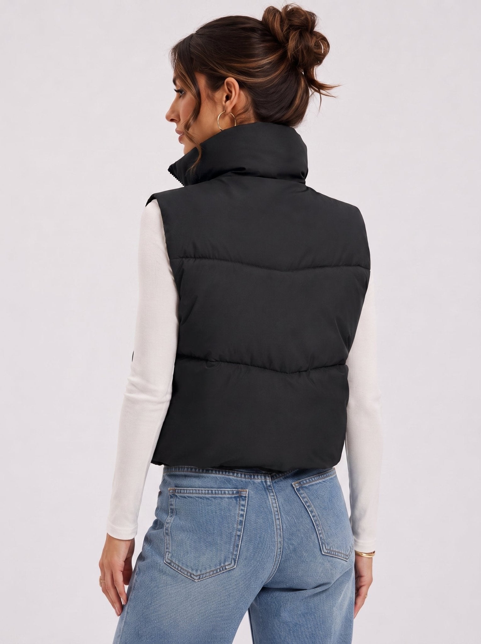 YUCOLEN Women's Cropped Puffer Vest Lightweight Sleeveless Quilted Bubble Gilet in Black