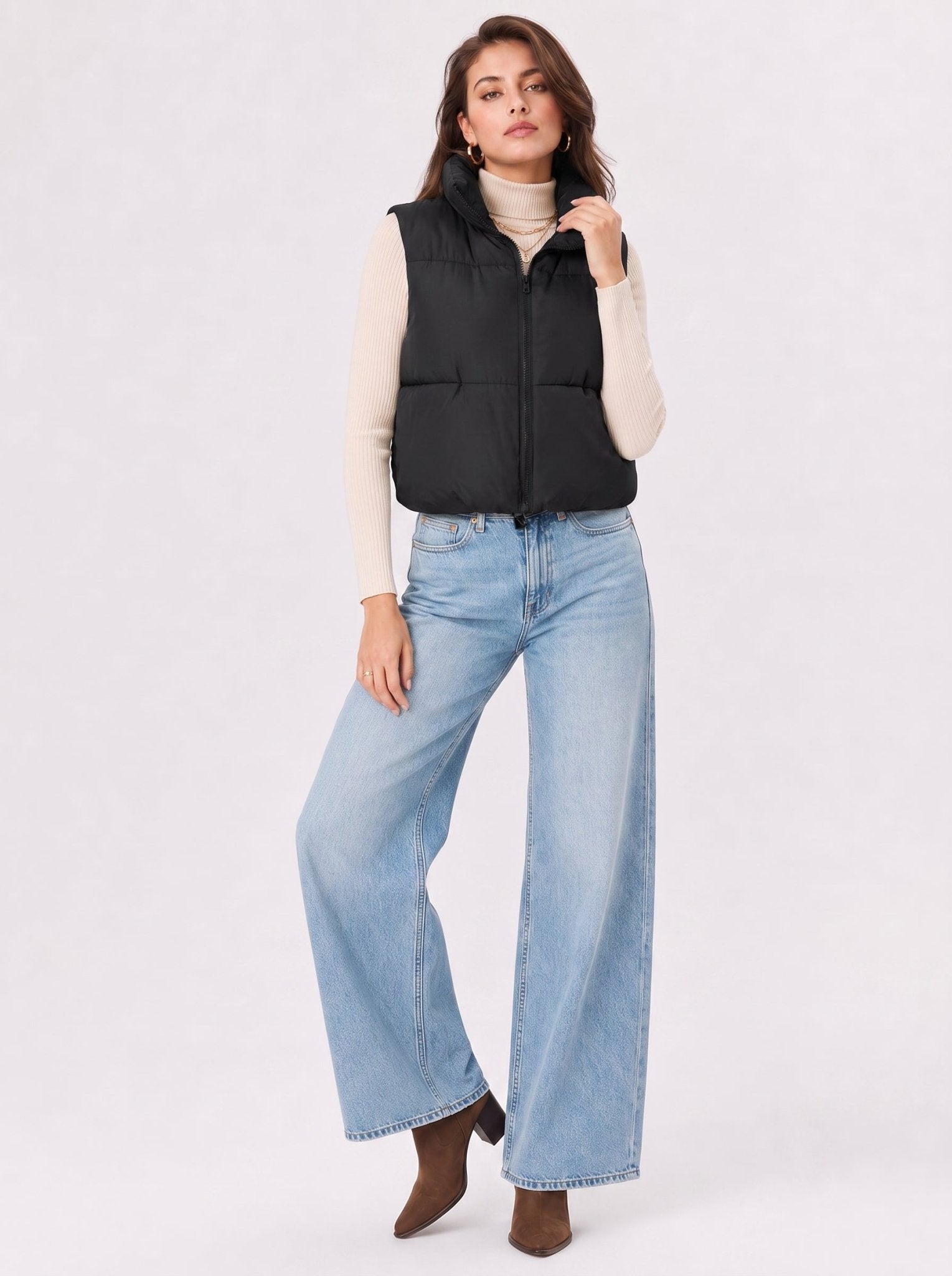 YUCOLEN Women's Cropped Puffer Vest Lightweight Sleeveless Quilted Bubble Gilet in Black
