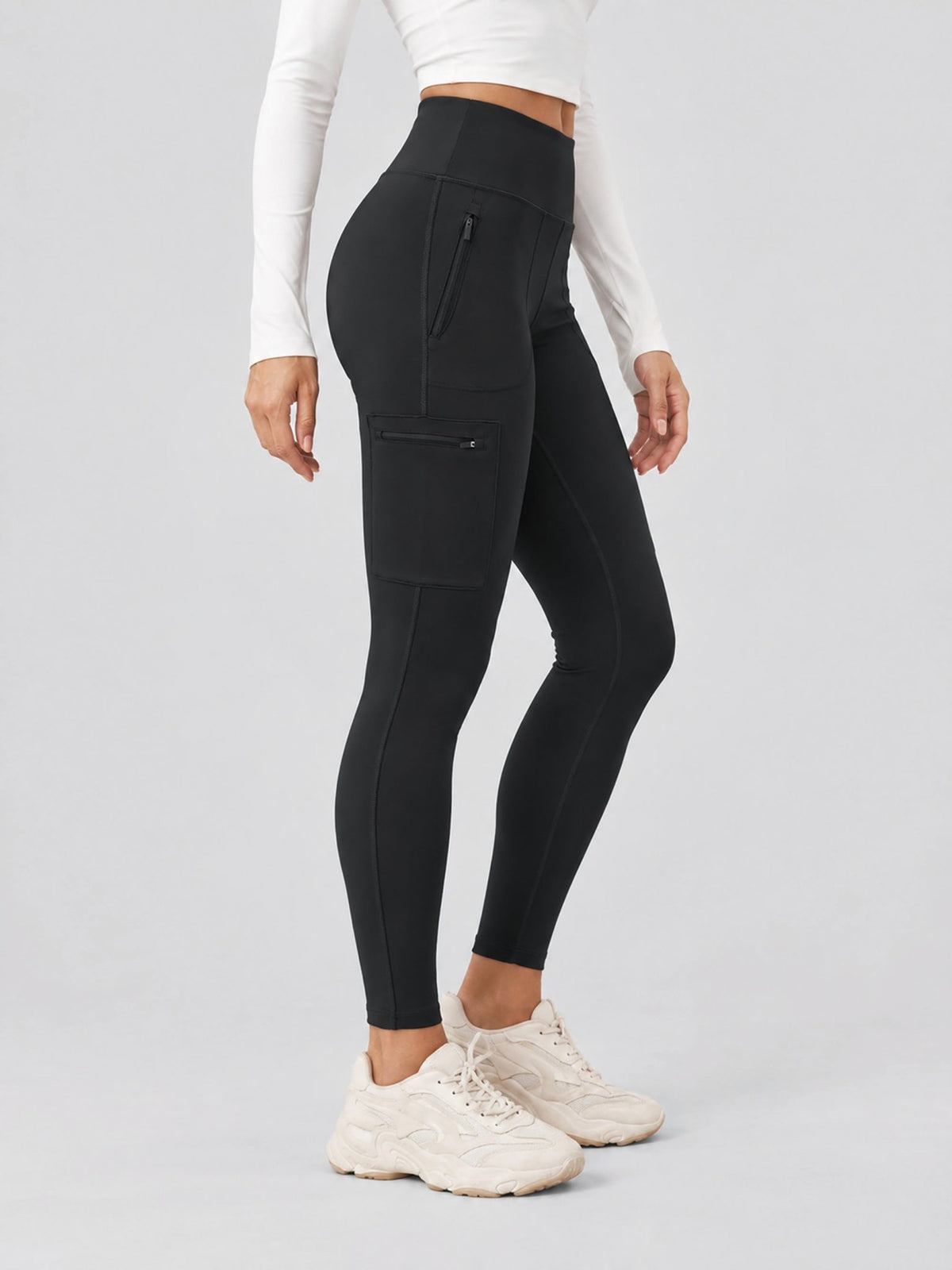 YUCOLEN Women's Outdoor Stretch Leggings with High Waist and Pockets in Black