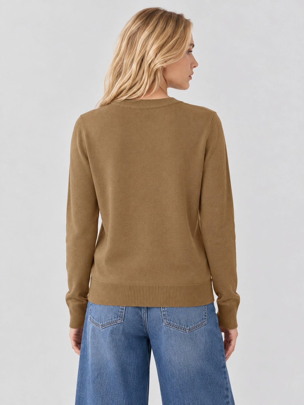 YUCOLEN Women's Soft Wool Blend Lightweight Crewneck Pullover Sweater in Camel
