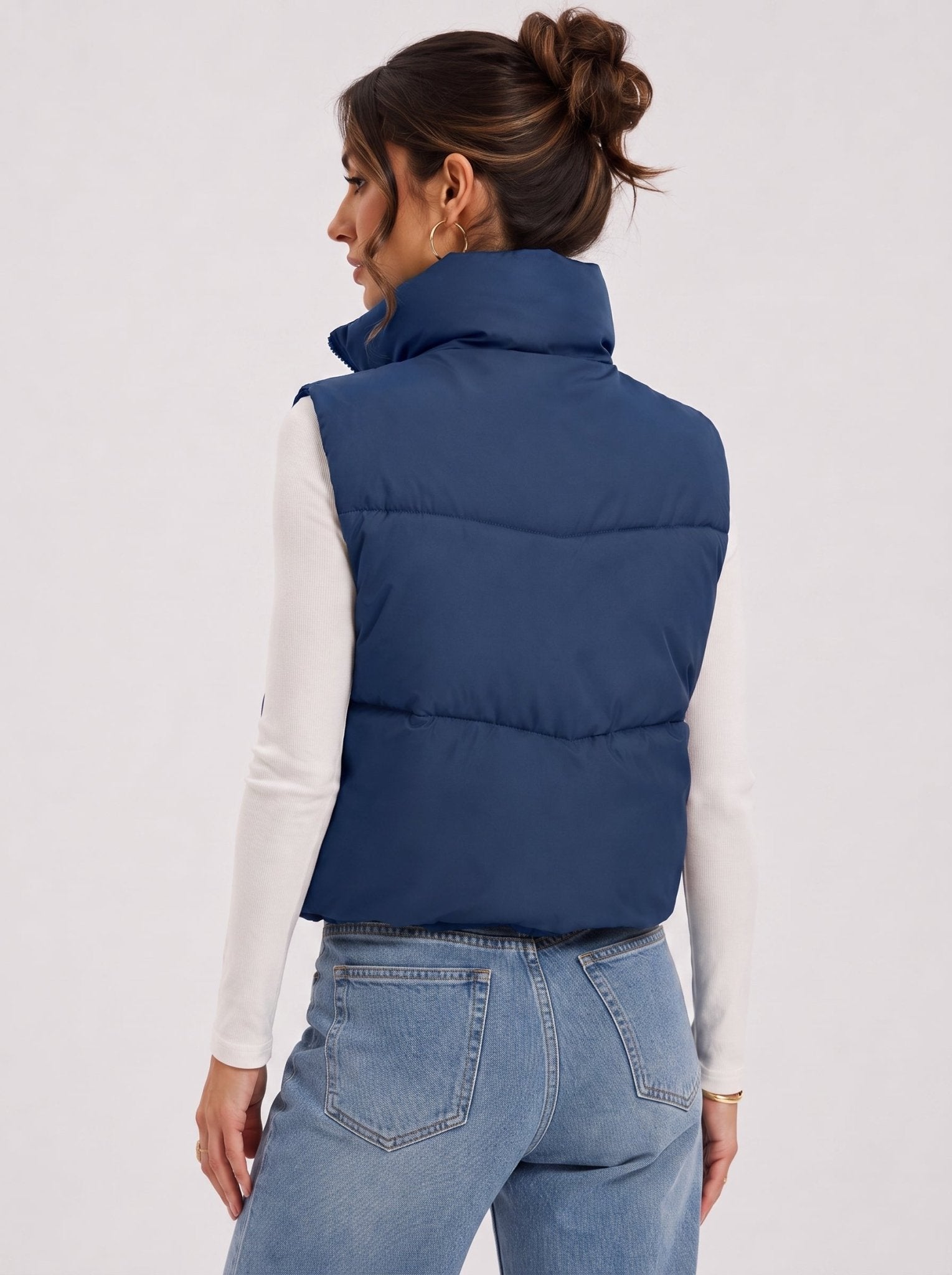 YUCOLEN Women's Cropped Puffer Vest Lightweight Sleeveless Quilted Bubble Gilet in Dark Blue