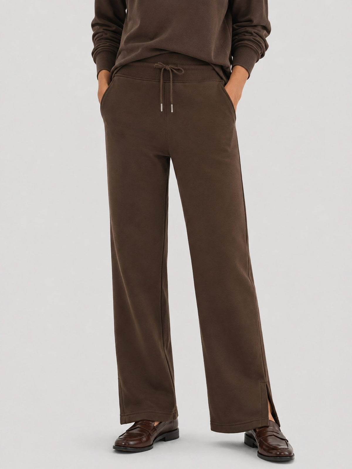 YUCOLEN Women's Fleece Lined Wide Leg Sweatpants Thermal Cotton Lounge Pants with Side Slits in Dark Brown