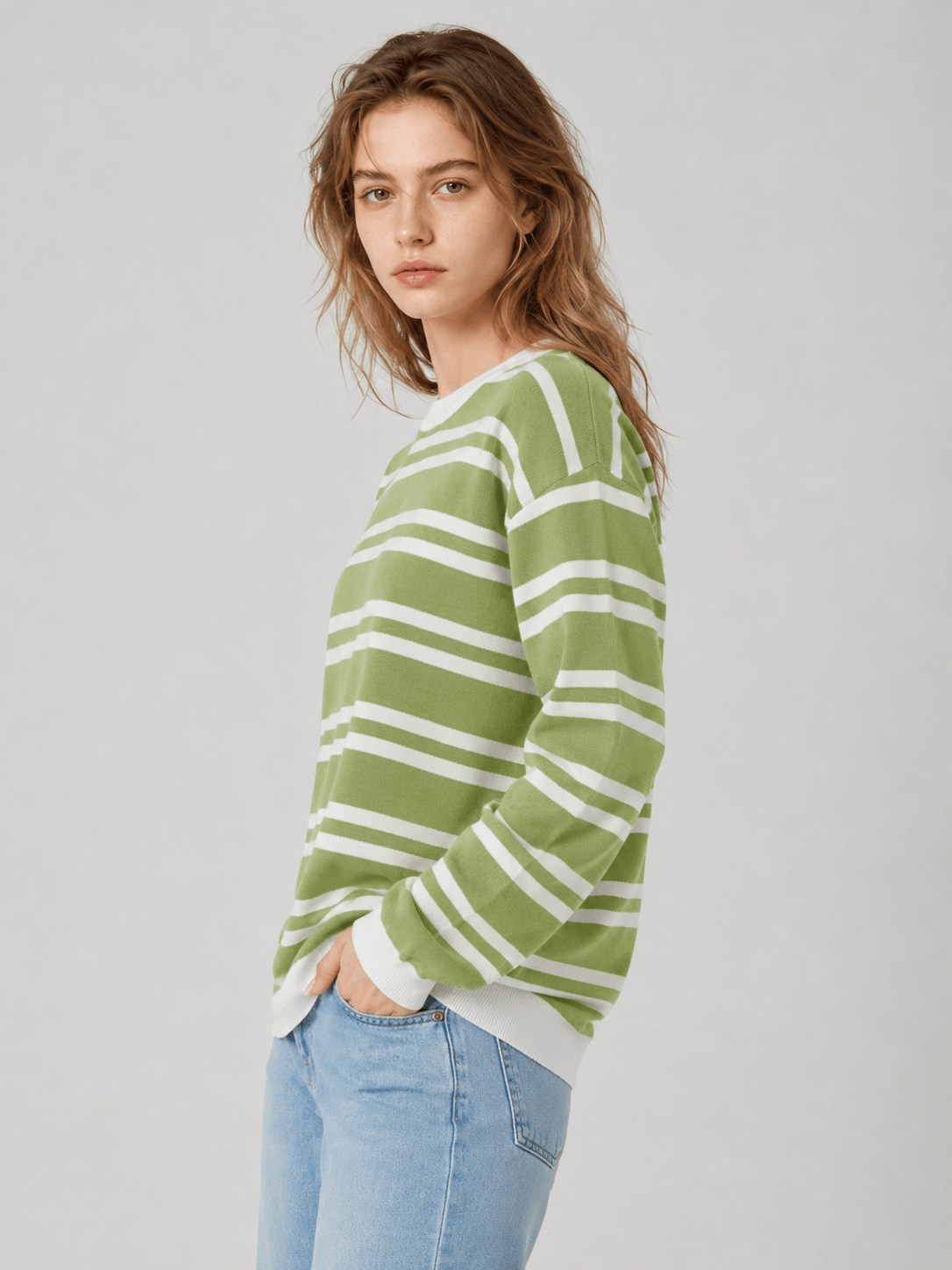 YUCOLEN Women's Striped Crewneck Sweater Soft Knit Casual Loose Fit Pullover for Fall Winter in Grass