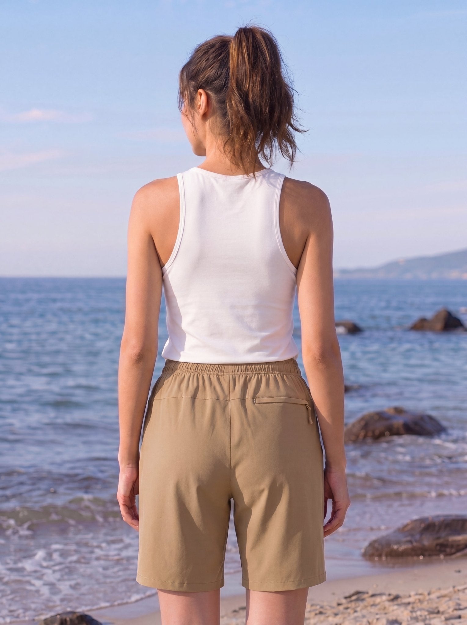 YUCOLEN Women 8 Inch Inseam Hiking Shorts - Water Resistant Quick Dry Golf Shorts with Zipper Pockets in Khaki