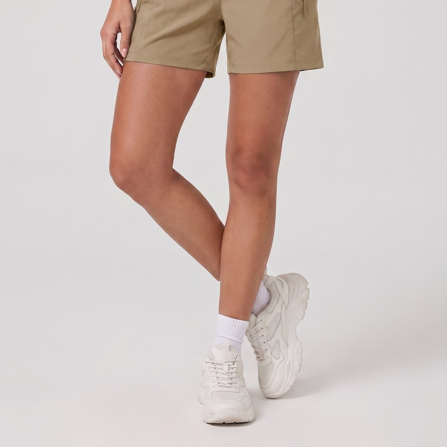 YUCOLEN Women's Quick Dry Hiking Cargo Shorts UPF 50 Plus Lightweight 5 Inch Athletic Shorts in Khaki