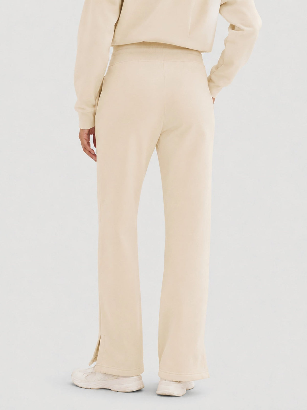 YUCOLEN Women's Fleece Lined Wide Leg Sweatpants Thermal Cotton Lounge Pants with Side Slits in Light Apricot
