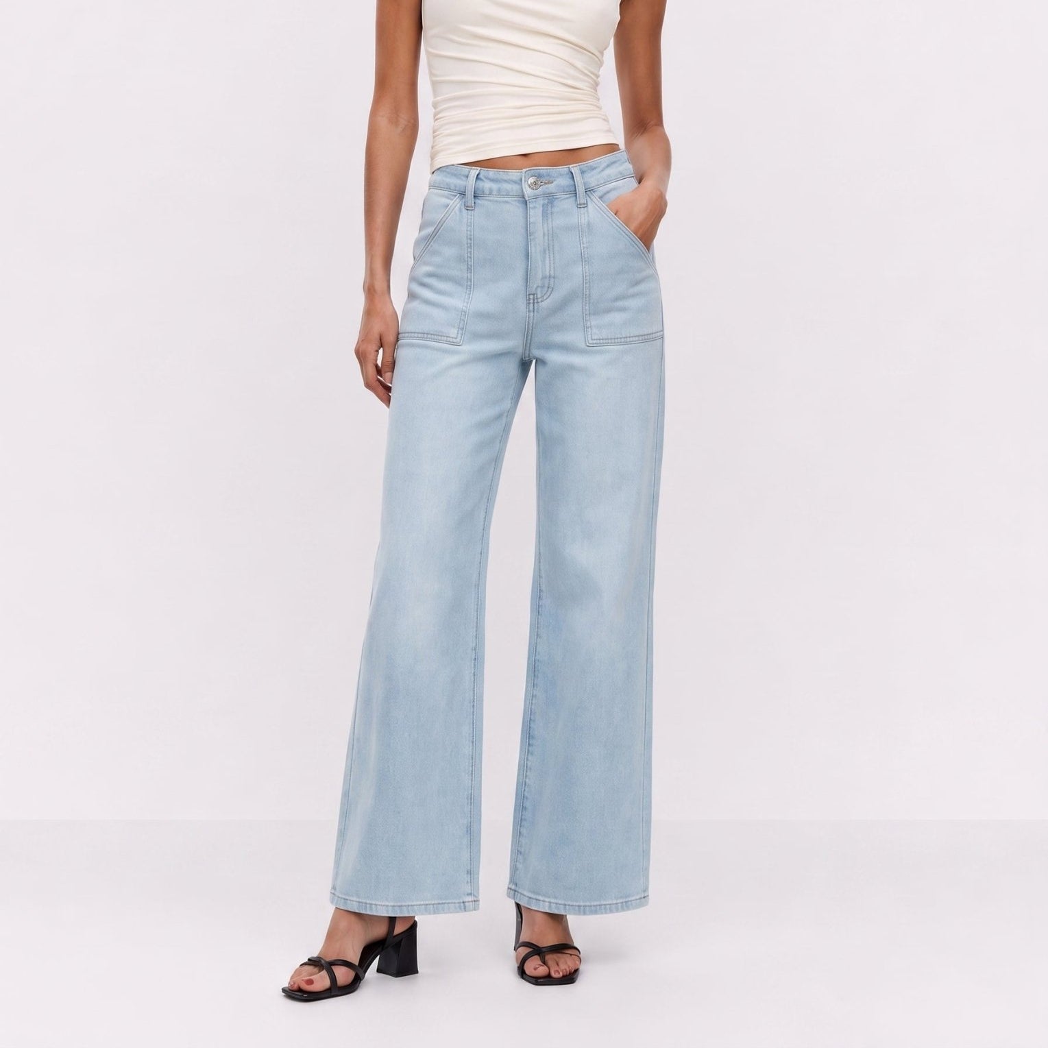 YUCOLEN Women's High Waisted Straight Leg Stretchy Denim Jeans with Pockets in Light Blue