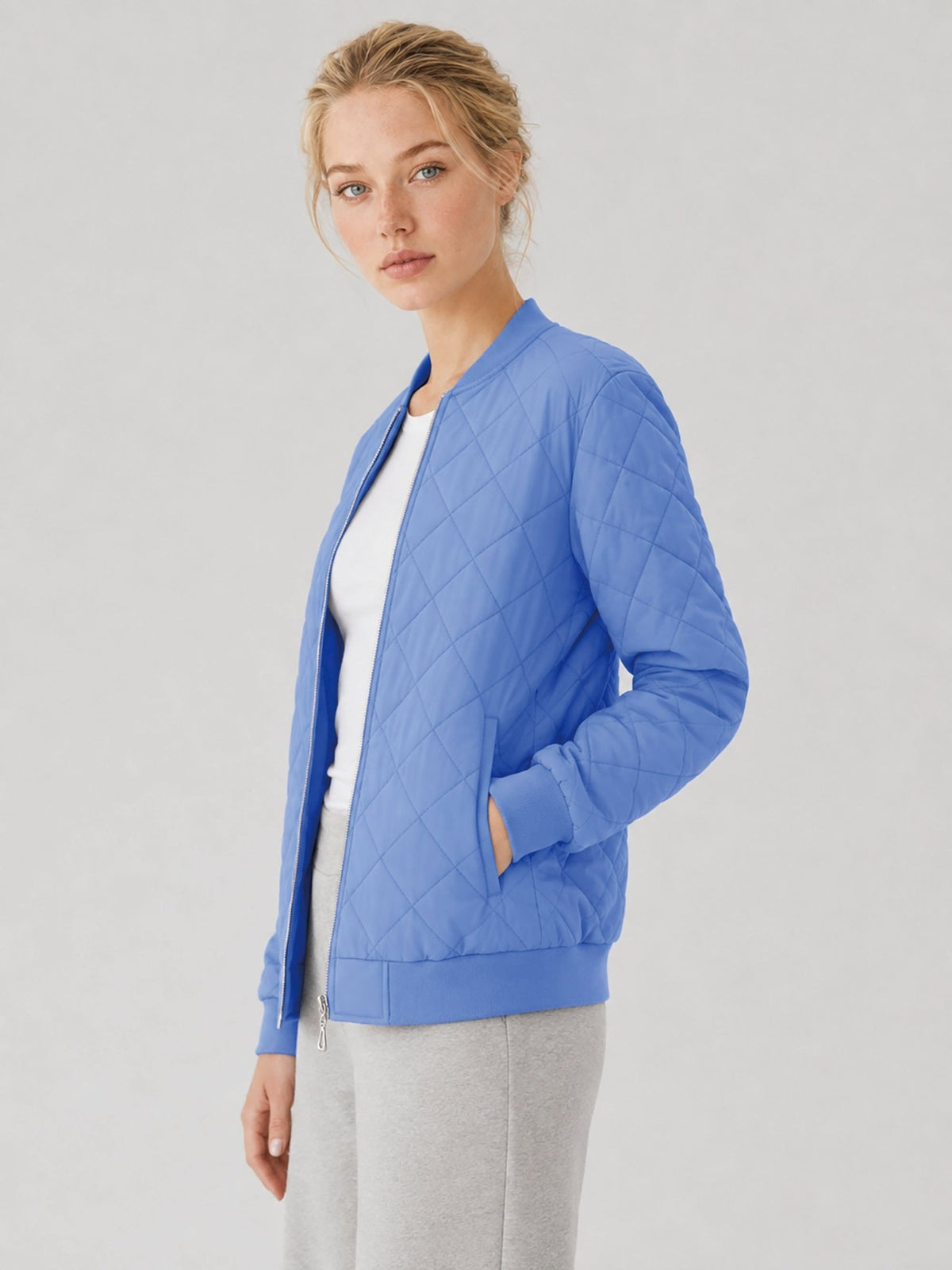 YUCOLEN Women's Lightweight Diamond Quilted Bomber Jacket with Secure Zip Pockets in Light Blue