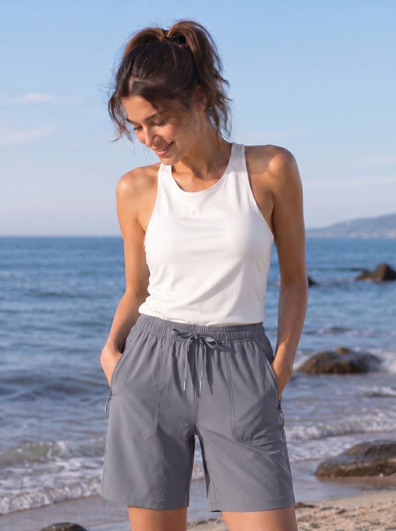 YUCOLEN Women 8 Inch Inseam Hiking Shorts - Water Resistant Quick Dry Golf Shorts with Zipper Pockets in Light Grey