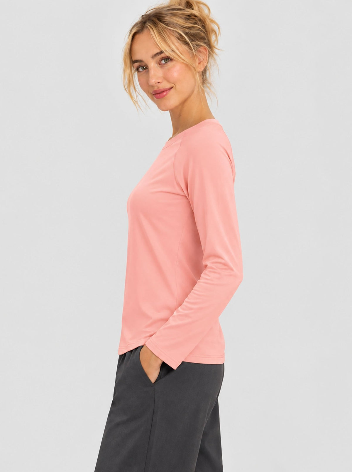YUCOLEN Women’s Stretch Thermal Long Sleeve Active Top in Light Pink