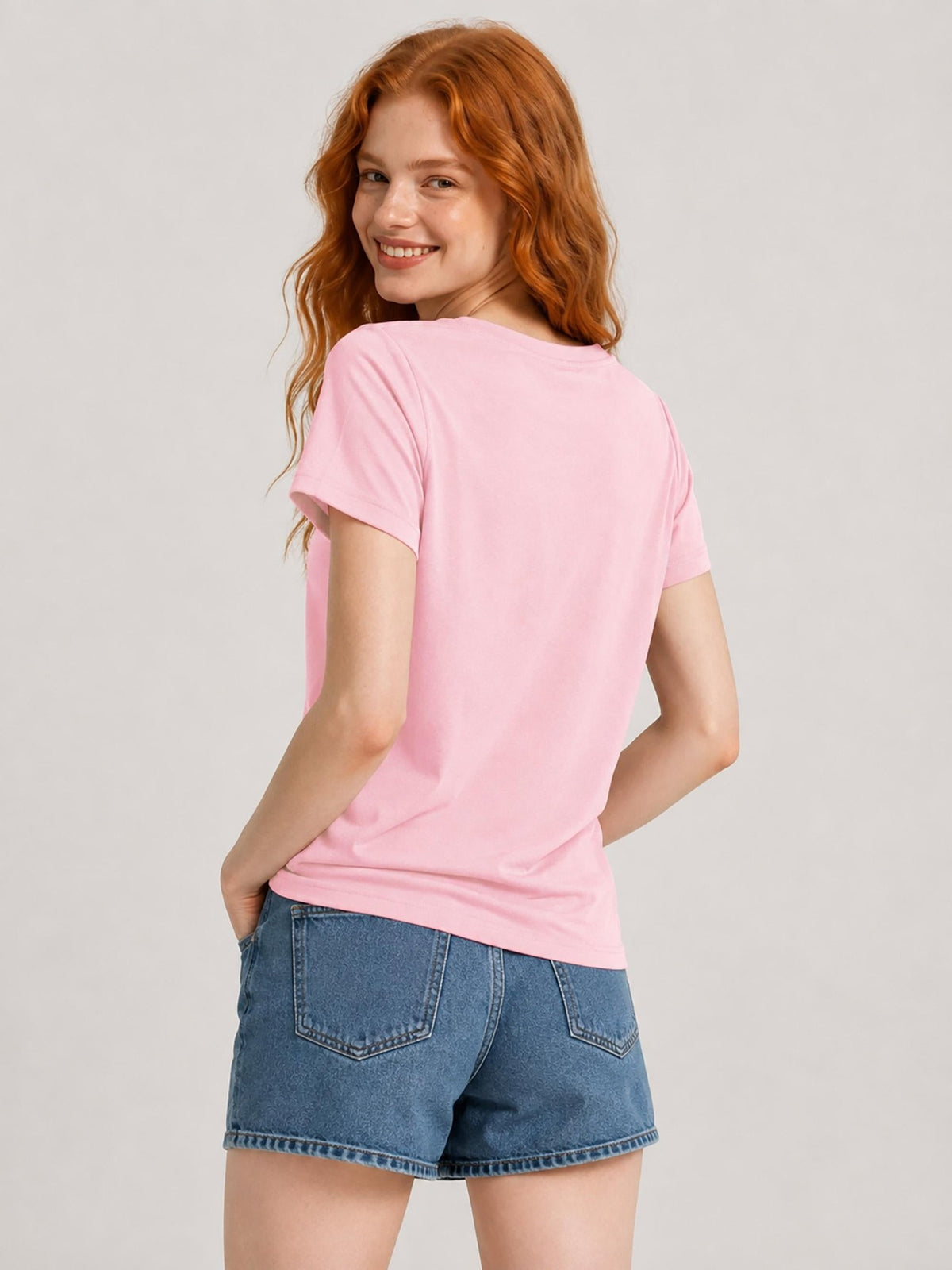 YUCOLEN Women's UPF 50+ V Neck T-Shirt Soft Tri-Blend Sun Protection Performance Tee in Light Pink