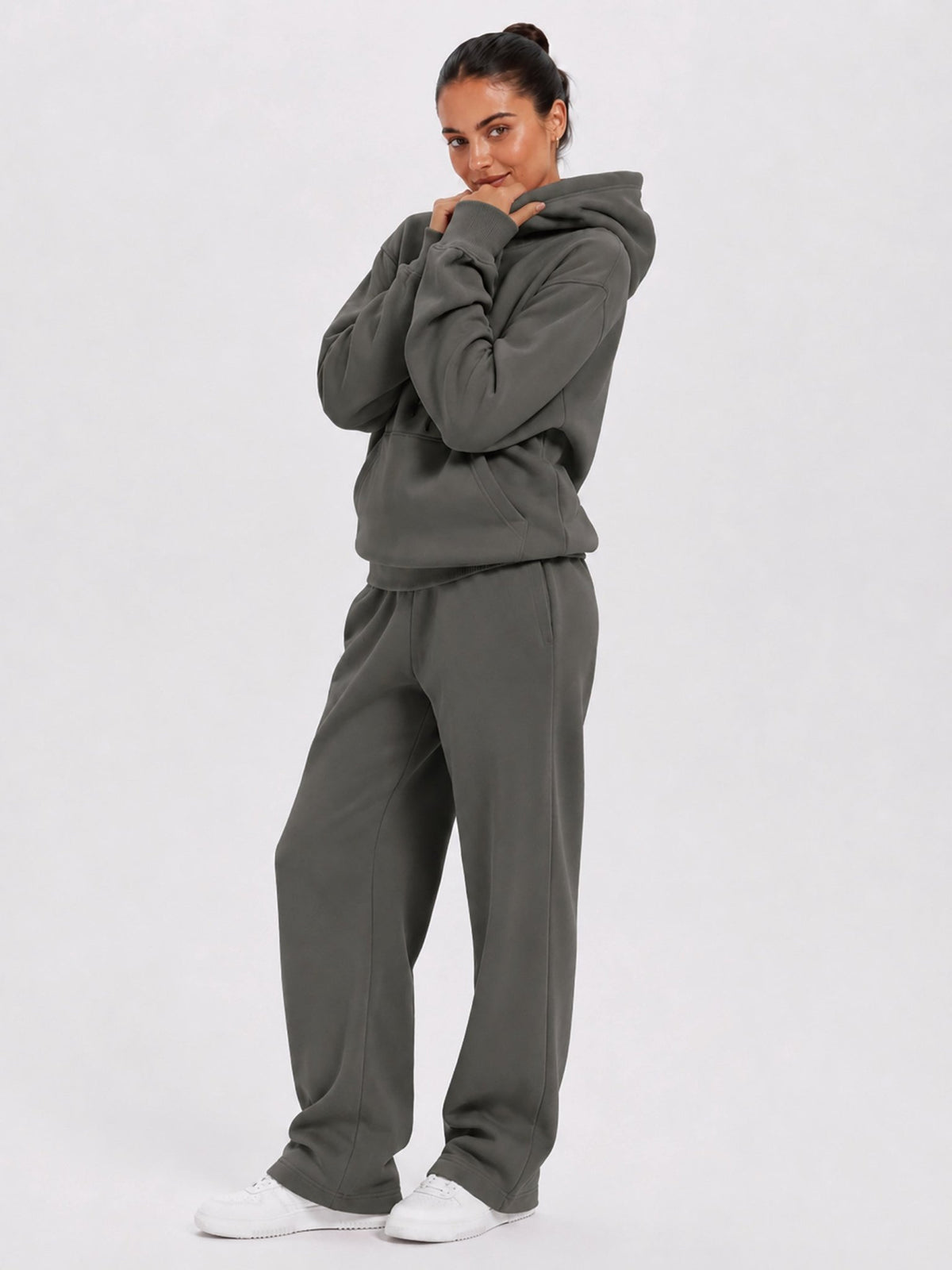 YUCOLEN Unisex Oversized Cotton Fleece Hoodie with Kangaroo Pocket in Medium Blue