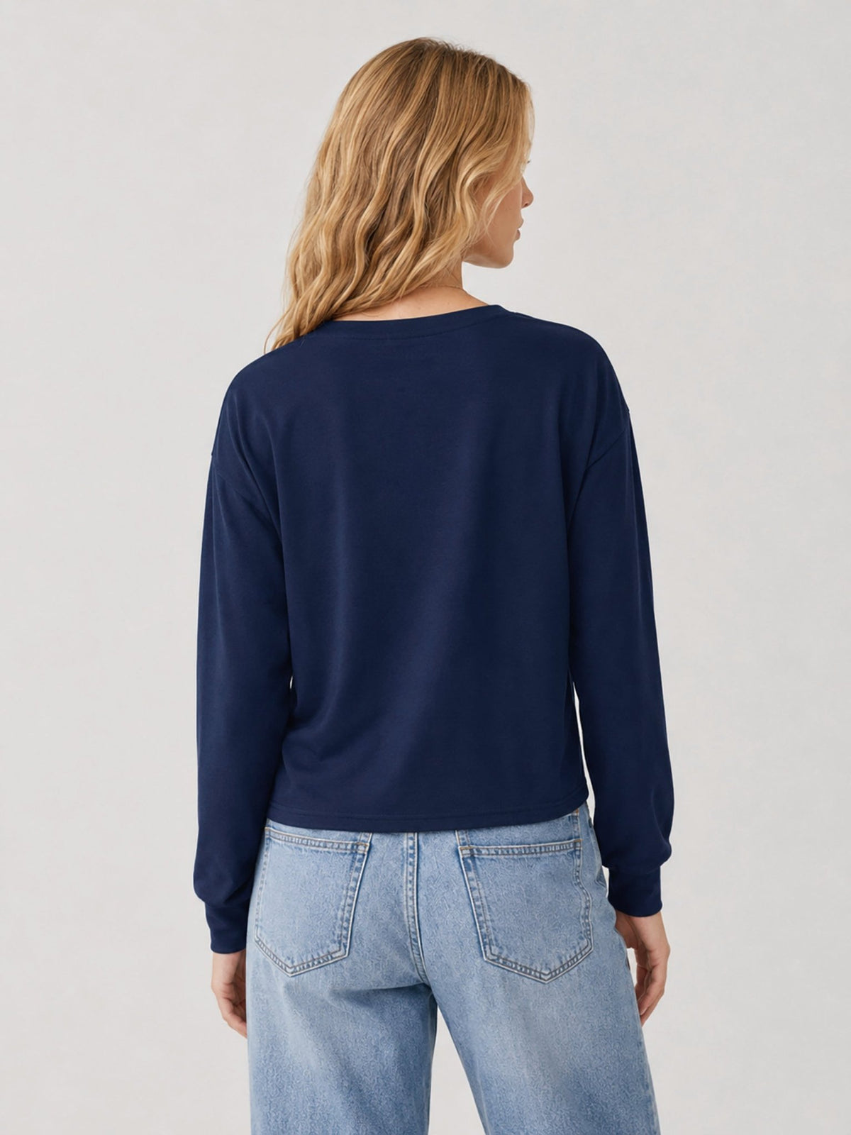 YUCOLEN Women's Breathable Cotton Blend Long Sleeve Crewneck Cropped Top in Navy