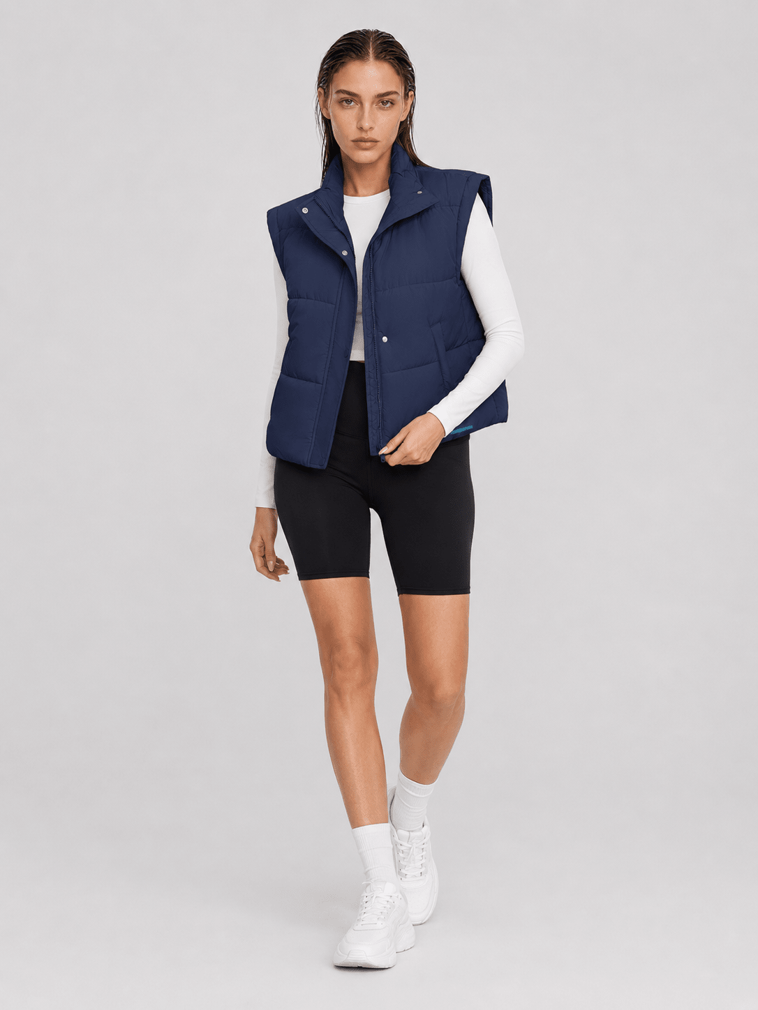 YUCOLEN Women's Cropped Puffer Vest Lightweight Windproof Insulated Gilet with Pockets in Navy