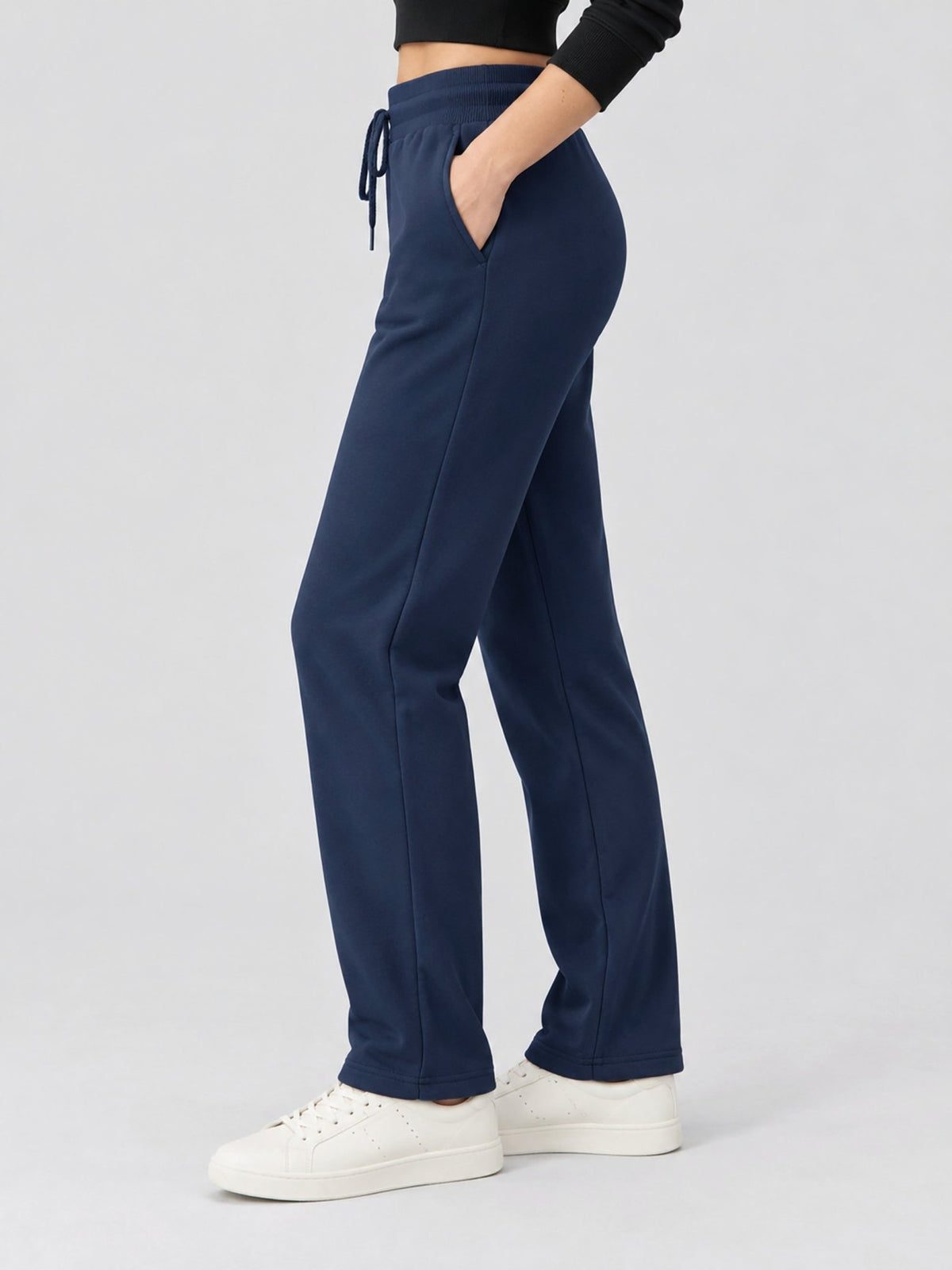 YUCOLEN Women's Heavyweight Water Resistant Sherpa Lined Sweatpants for Winter Snow in Navy