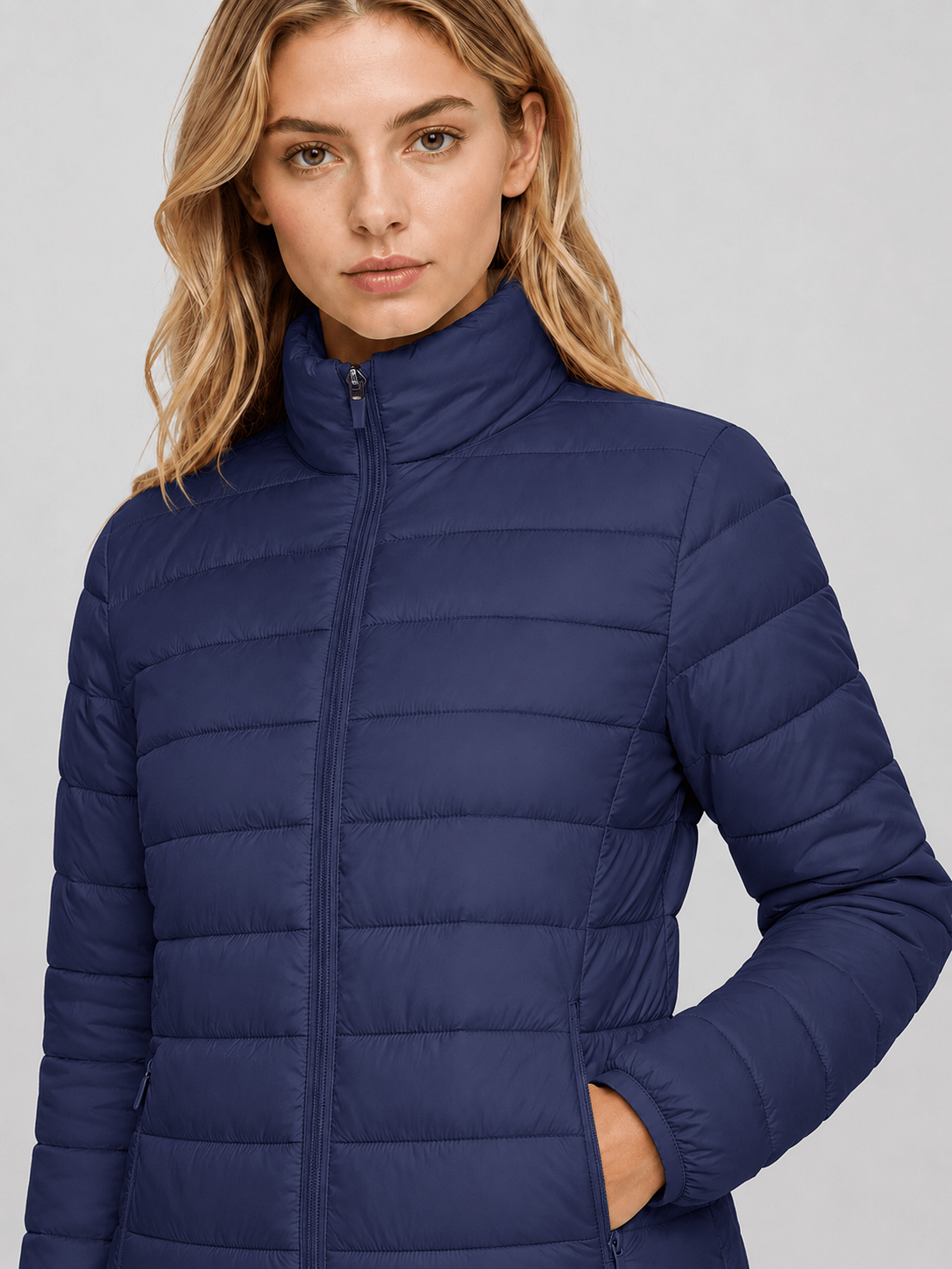 YUCOLEN Women's Lightweight Jacket Packable Water Resistant Quilted Coat with 4 Pockets in Navy