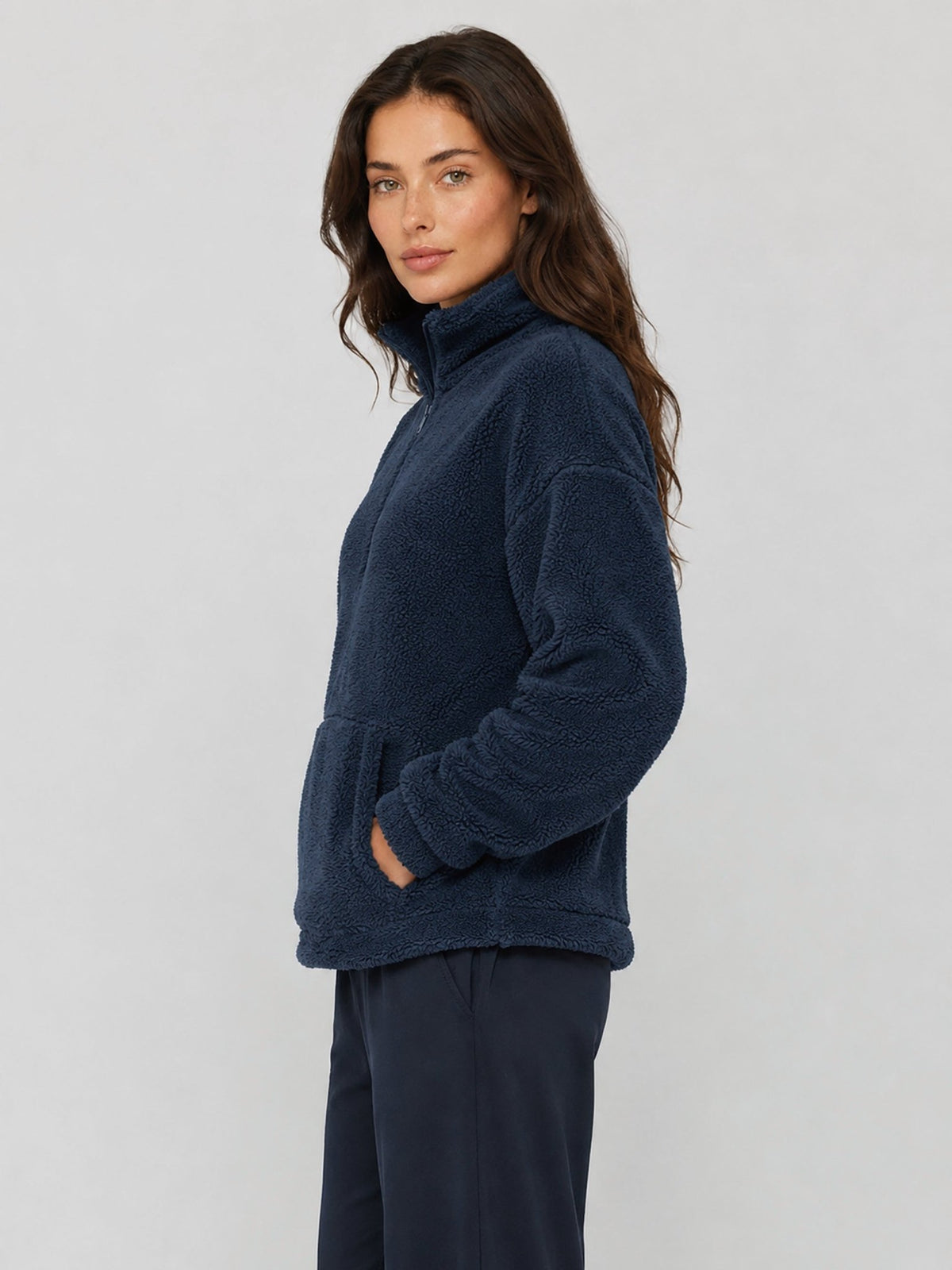 YUCOLEN Women's Stretchy Half Zip Fuzzy Sherpa Pullover with Kangaroo Pocket in Navy