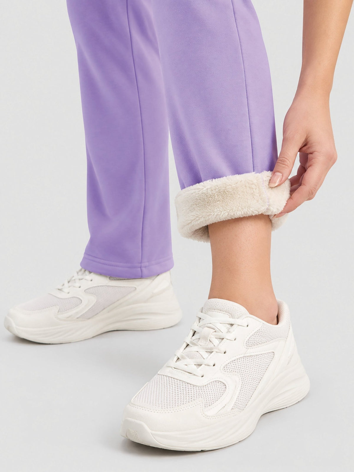 YUCOLEN Women's Heavyweight Water Resistant Sherpa Lined Sweatpants for Winter Snow in Purple