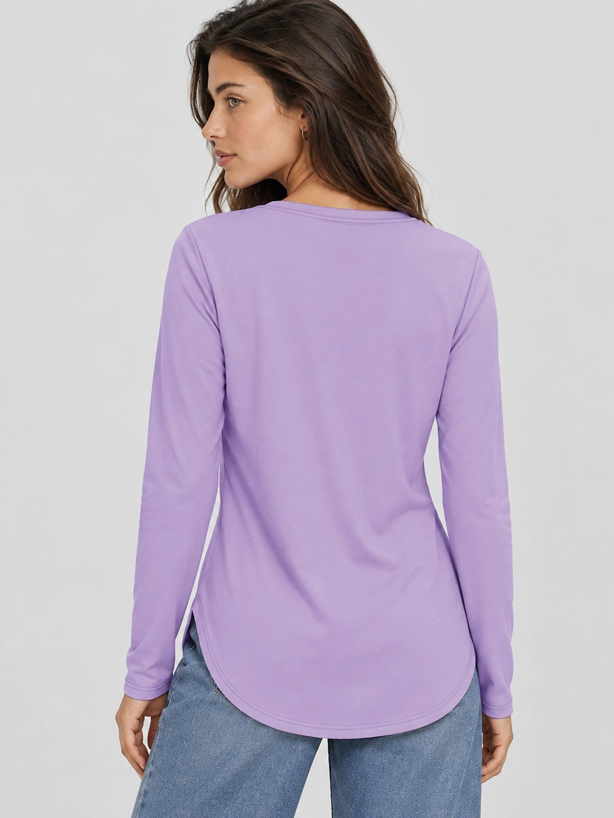 YUCOLEN Women's Long Sleeve Crewneck Tunic Top with Curved Hem in Taro Purple