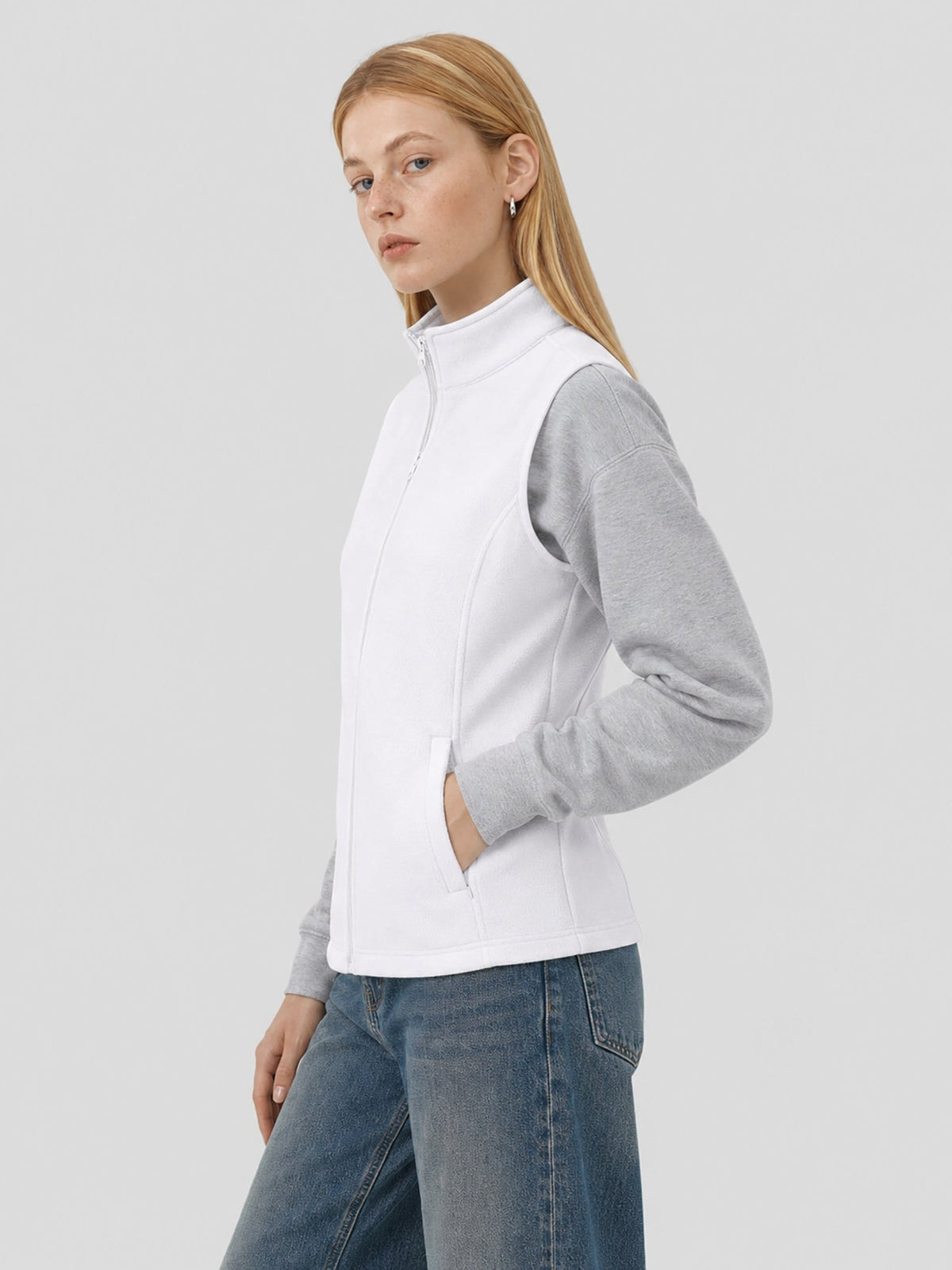 YUCOLEN Women's Full Zip Fleece Vest Anti-Static Sleeveless Jacket with Pockets in White