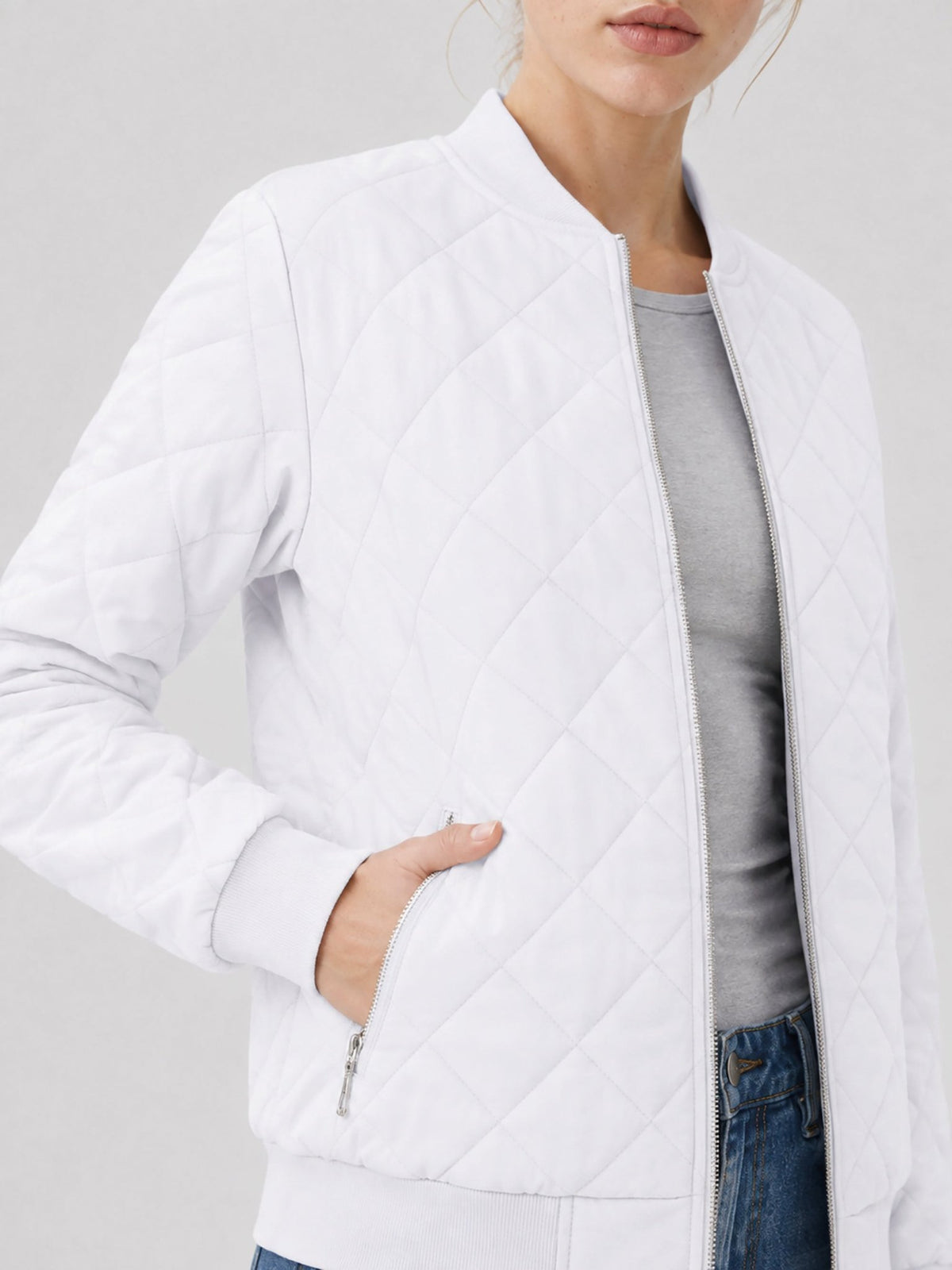YUCOLEN Women's Lightweight Diamond Quilted Bomber Jacket with Secure Zip Pockets in White