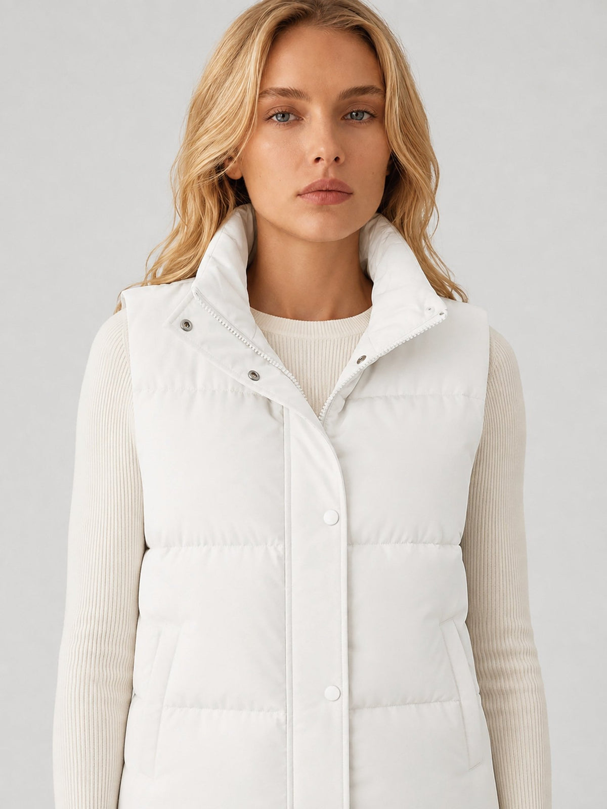 YUCOLEN Women's Lightweight Duck Down Puffer Vest Stand Collar Sleeveless Jacket in White