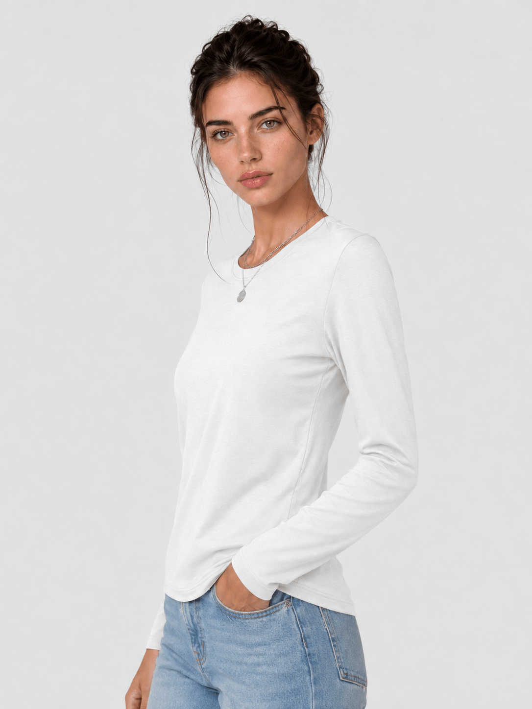 YUCOLEN Women's Long Sleeve Crew Neck Shirt Soft Tri-blend Cotton Performance Tee in White