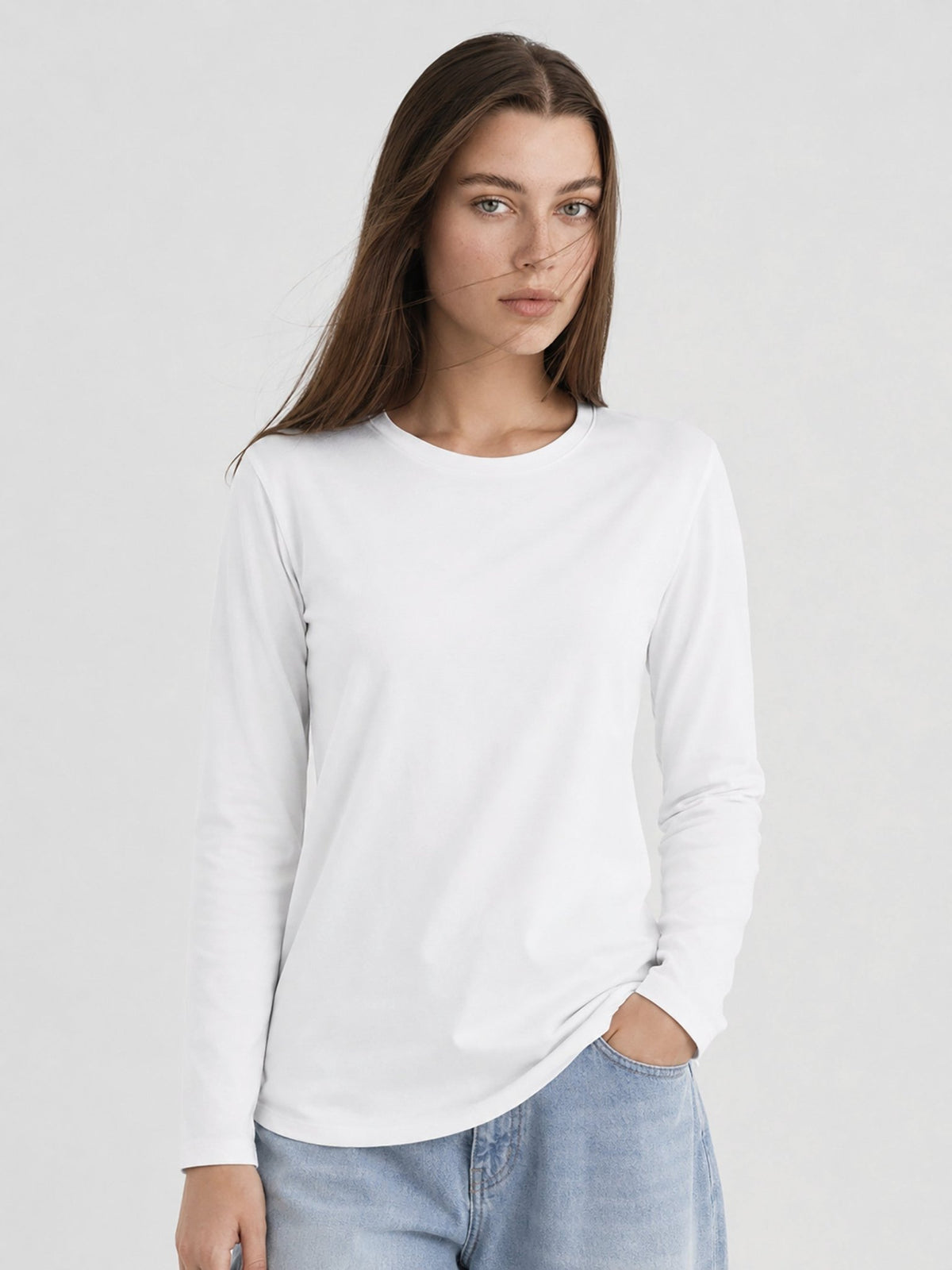 YUCOLEN Women's Long Sleeve Tri-blend Shirt Soft Breathable Loose Fit Crew Neck Tee in White