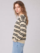 YUCOLEN Women's Striped Crewneck Sweater Soft Knit Casual Loose Fit Pullover for Fall Winter in Apricot