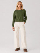 YUCOLEN Women's Breathable Cotton Blend Long Sleeve Crewneck Cropped Top in Army Green