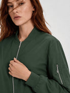 YUCOLEN Women's Lightweight Water Resistant Bomber Jacket 5-Pocket Utility Windbreaker in Army Green