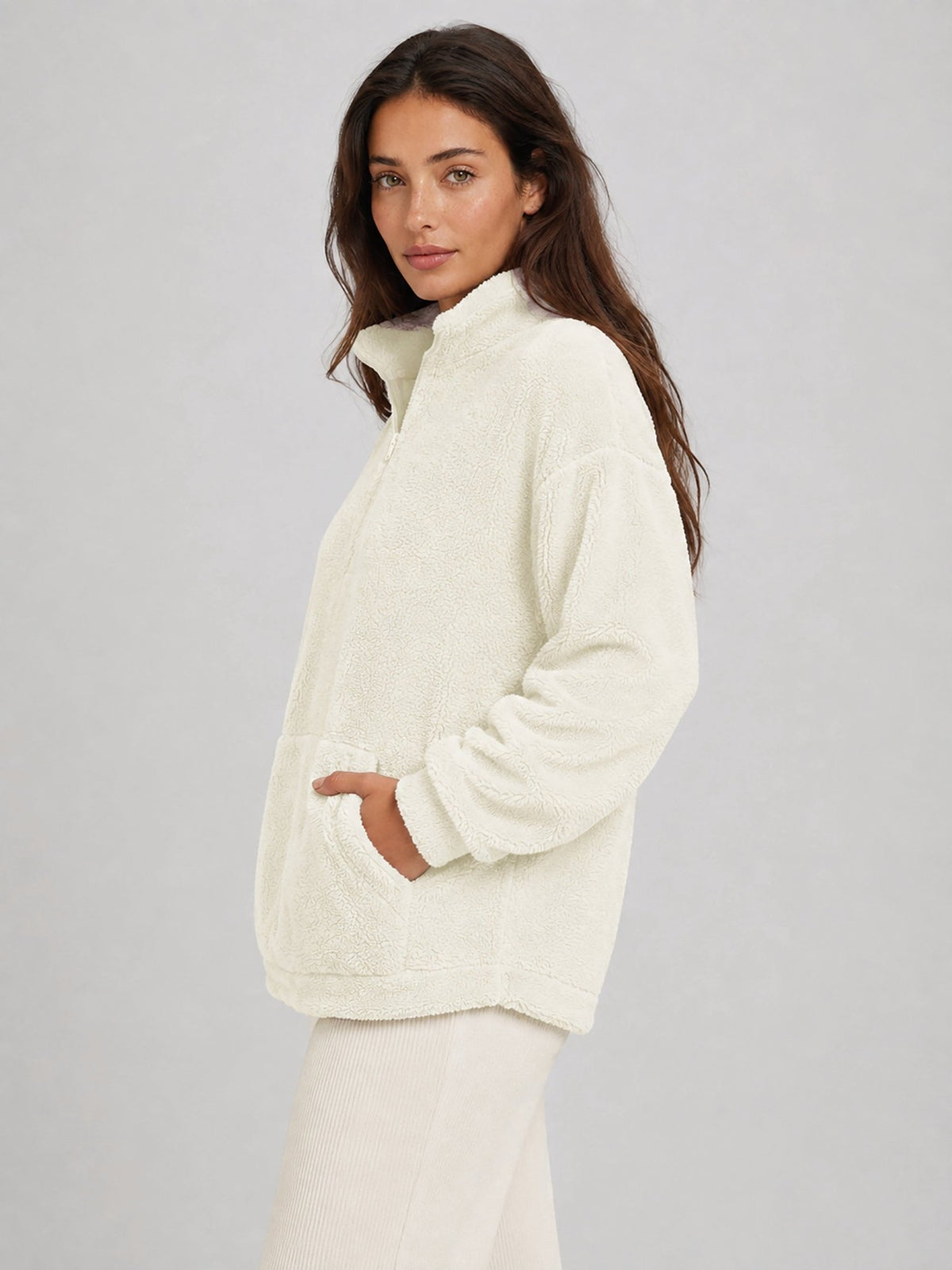 YUCOLEN Women's Stretchy Half Zip Fuzzy Sherpa Pullover with Kangaroo Pocket in Beige