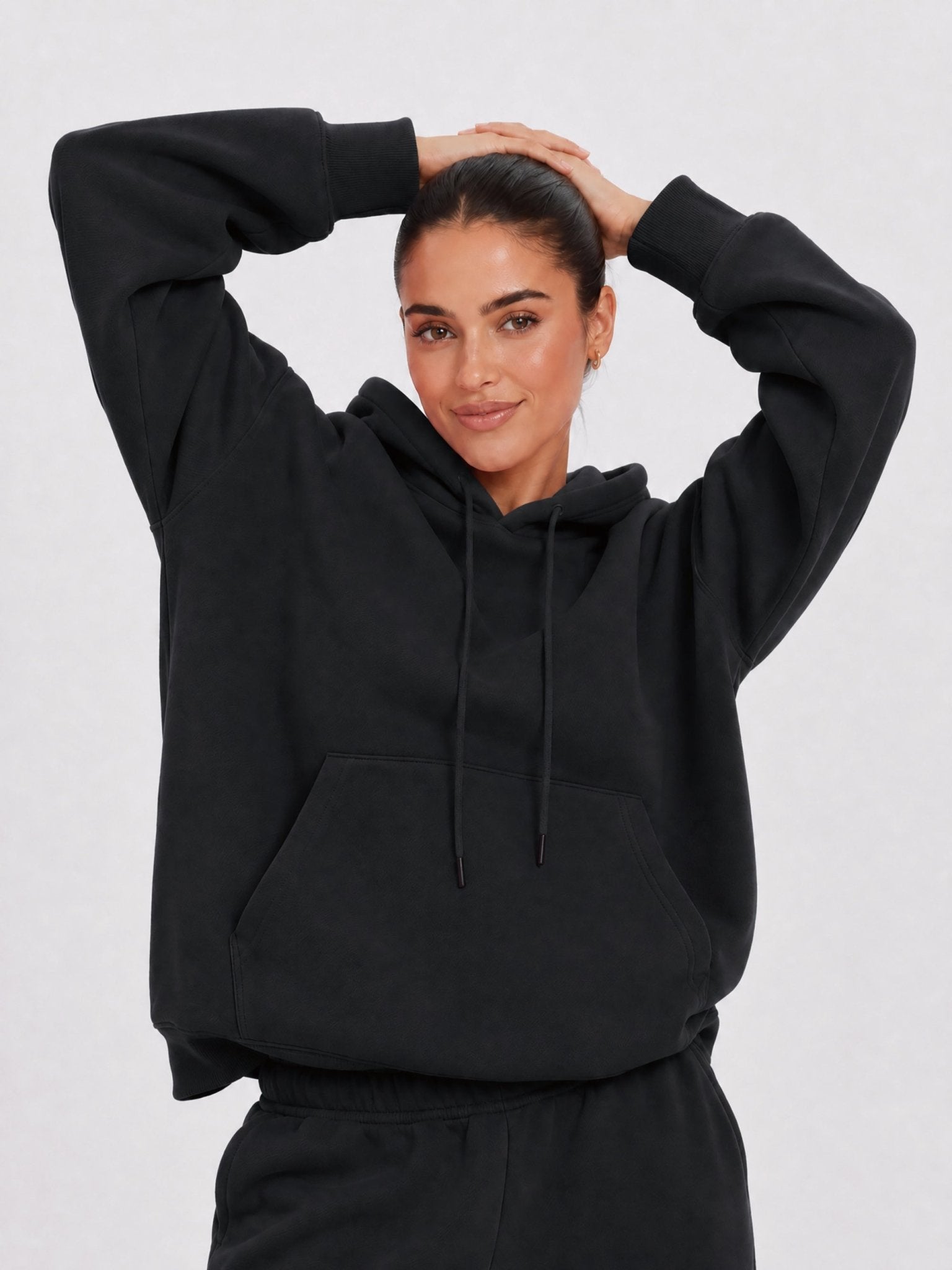YUCOLEN Unisex Oversized Cotton Fleece Hoodie with Kangaroo Pocket in Black