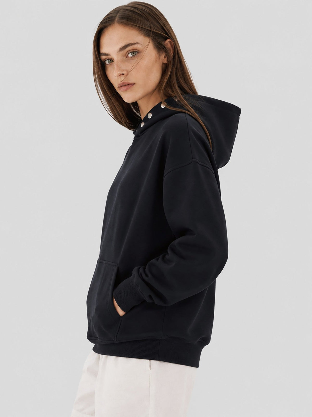 YUCOLEN Women Oversized Fleece Hoodie Loose Pullover Sweatshirt with Thumb Holes in Black