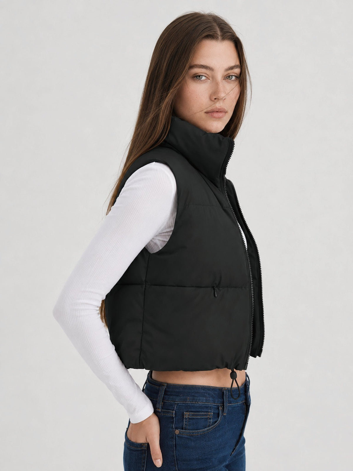 YUCOLEN Women's Cropped Puffer Vest Lightweight Sleeveless Quilted Bubble Gilet in Black