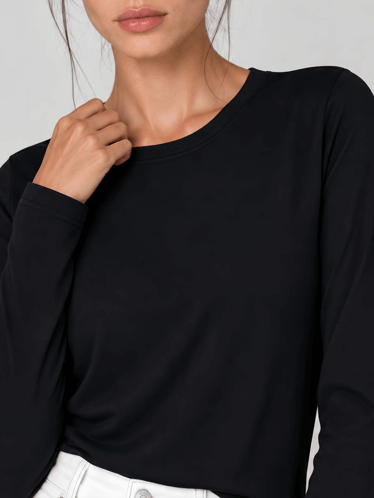 YUCOLEN Women's Long Sleeve Crew Neck Shirt Soft Tri-blend Cotton Performance Tee in Black