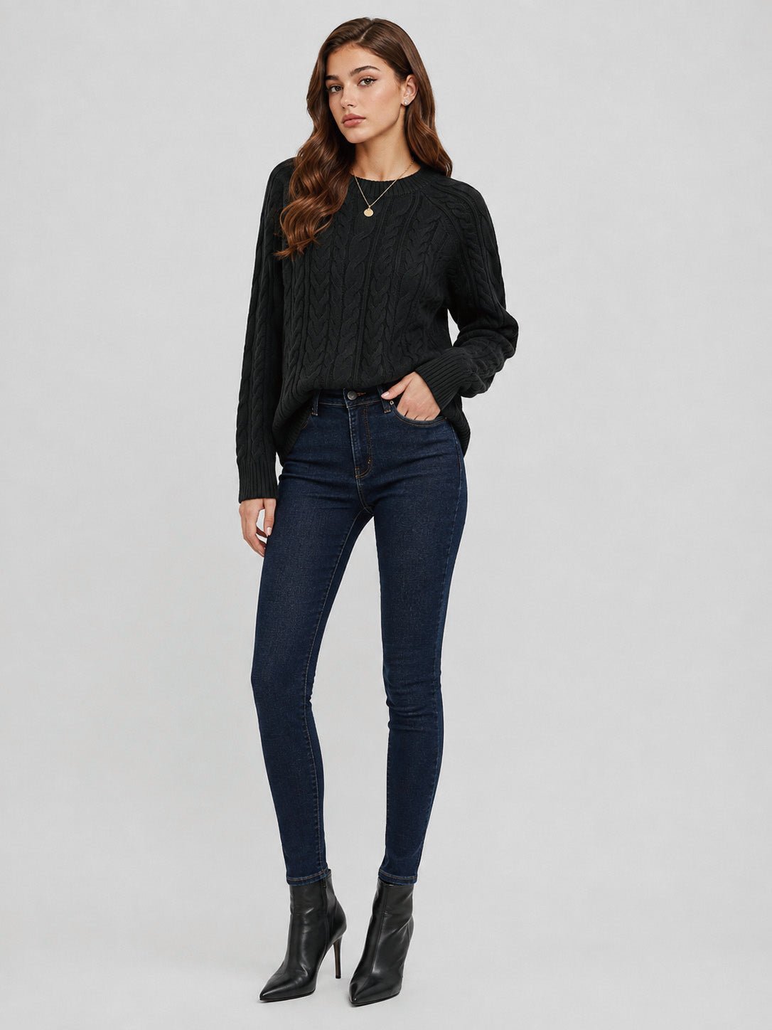 YUCOLEN Women's Oversized Cable Knit Sweater Soft Chunky Crew Neck Pullover Top in Black