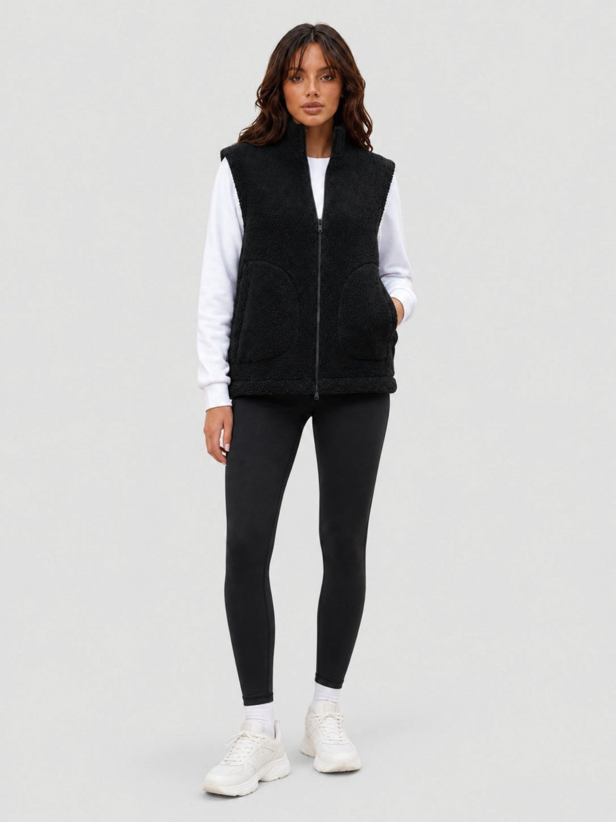 YUCOLEN Women's Sherpa Fleece Vest Fuzzy Zip Up Sleeveless Jacket with 4 Pockets in Black