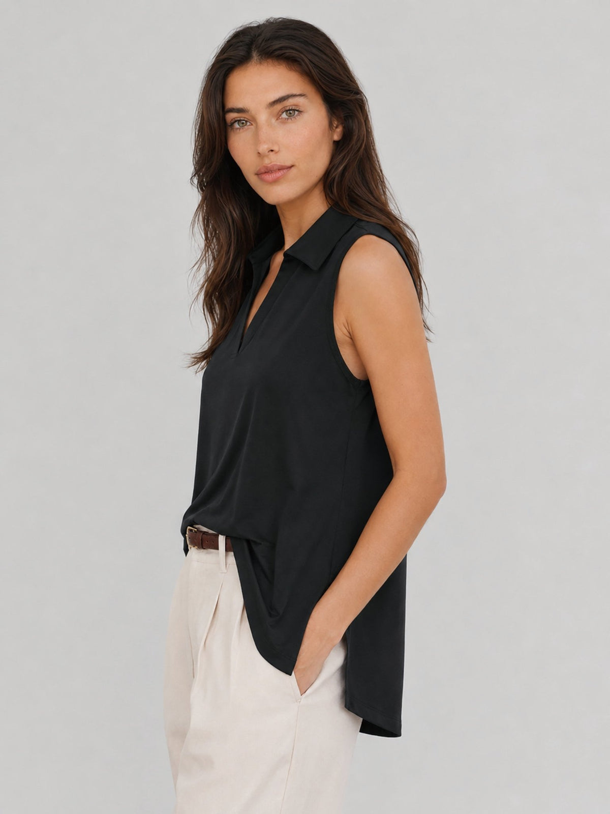 YUCOLEN Women's Sleeveless Golf Polo Shirt UPF 50+ V Neck Side Slit Sun Protection Top in Black