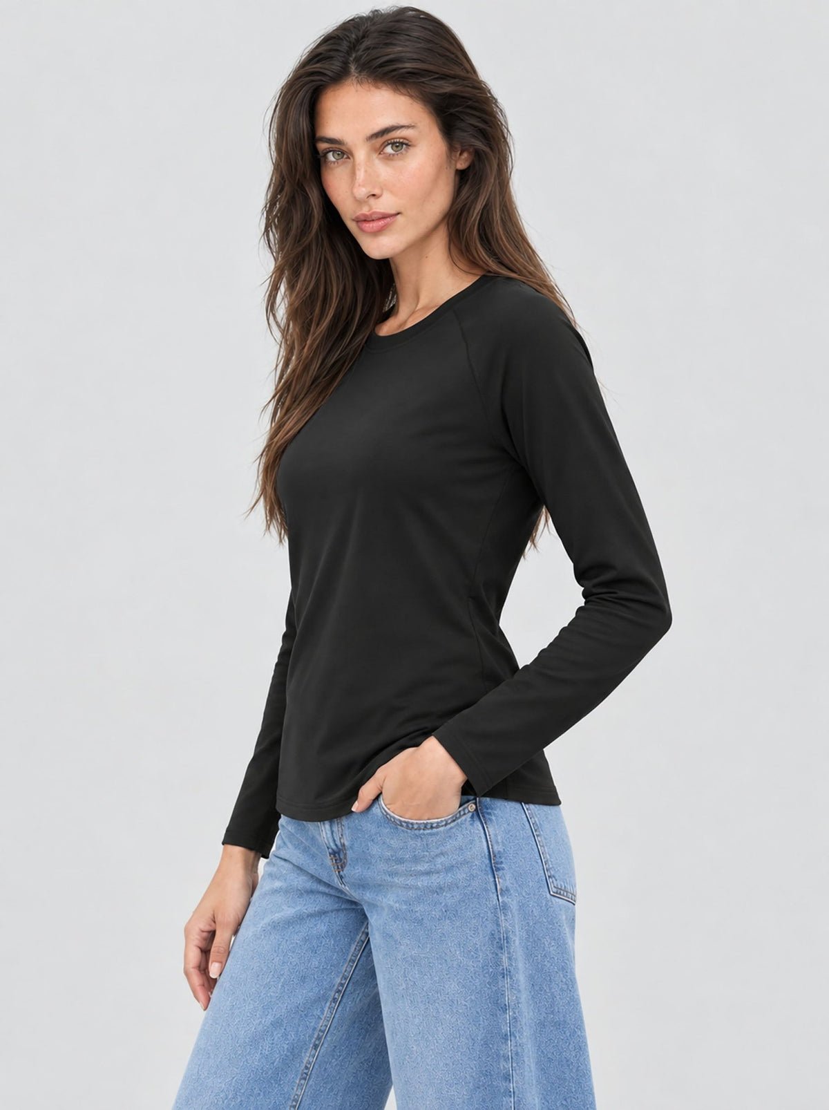 YUCOLEN Women’s Stretch Thermal Long Sleeve Active Top in Black