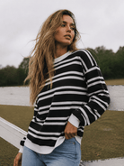 YUCOLEN Women's Striped Crewneck Sweater Soft Knit Casual Loose Fit Pullover for Fall Winter in Black