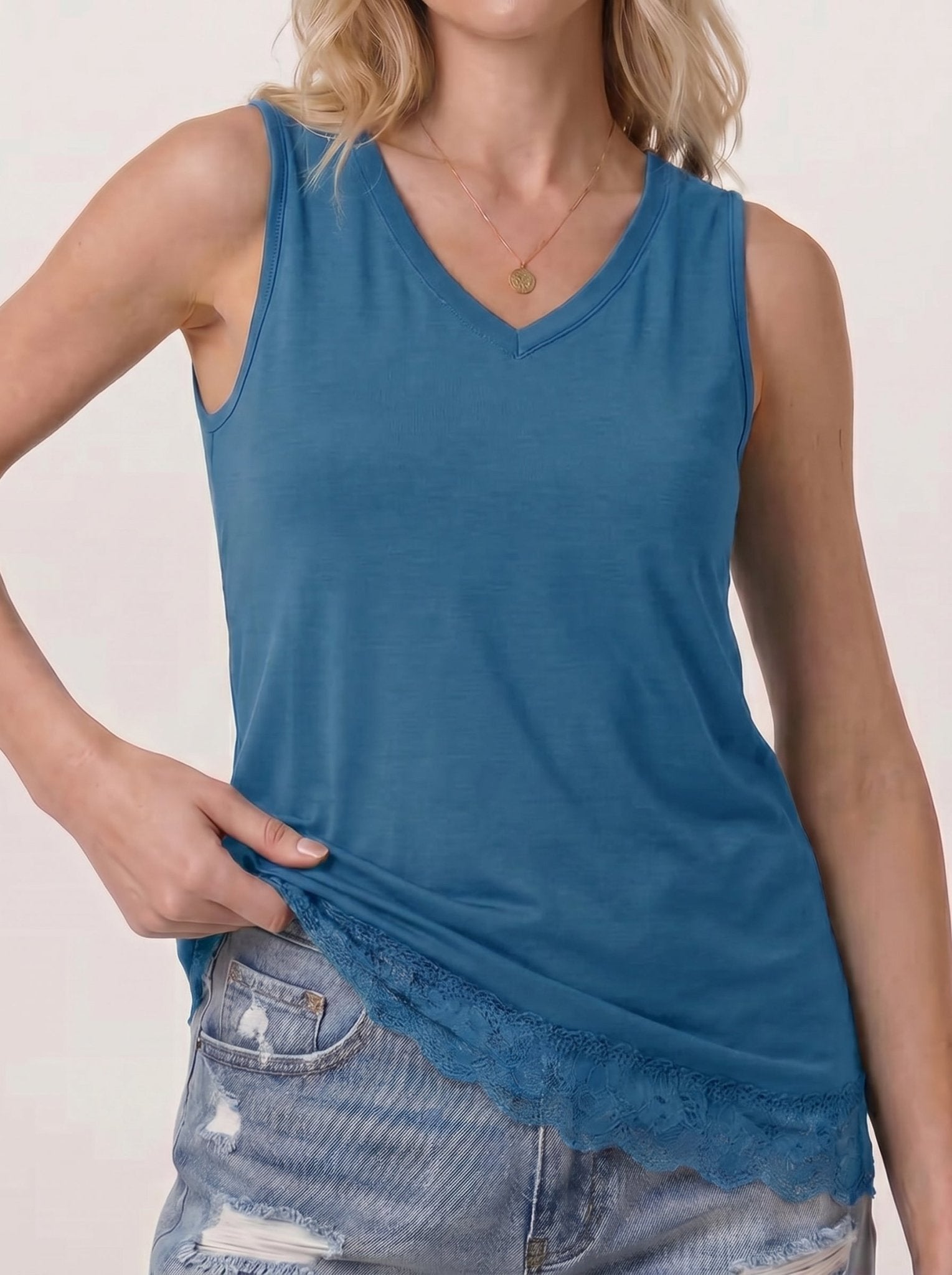 YUCOLEN Women's Lightweight Sleeveless Tank Top - Stretch Workout Shirt in Blue Grey