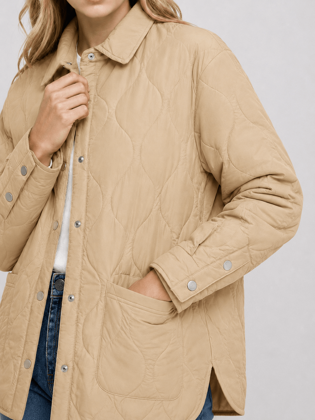 YUCOLEN Women's Water Ripple Quilted Shacket Lightweight Button Down Coat with Pockets in Camel