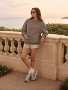 YUCOLEN Women Oversized Fleece Hoodie Loose Pullover Sweatshirt with Thumb Holes in Coffee Grey