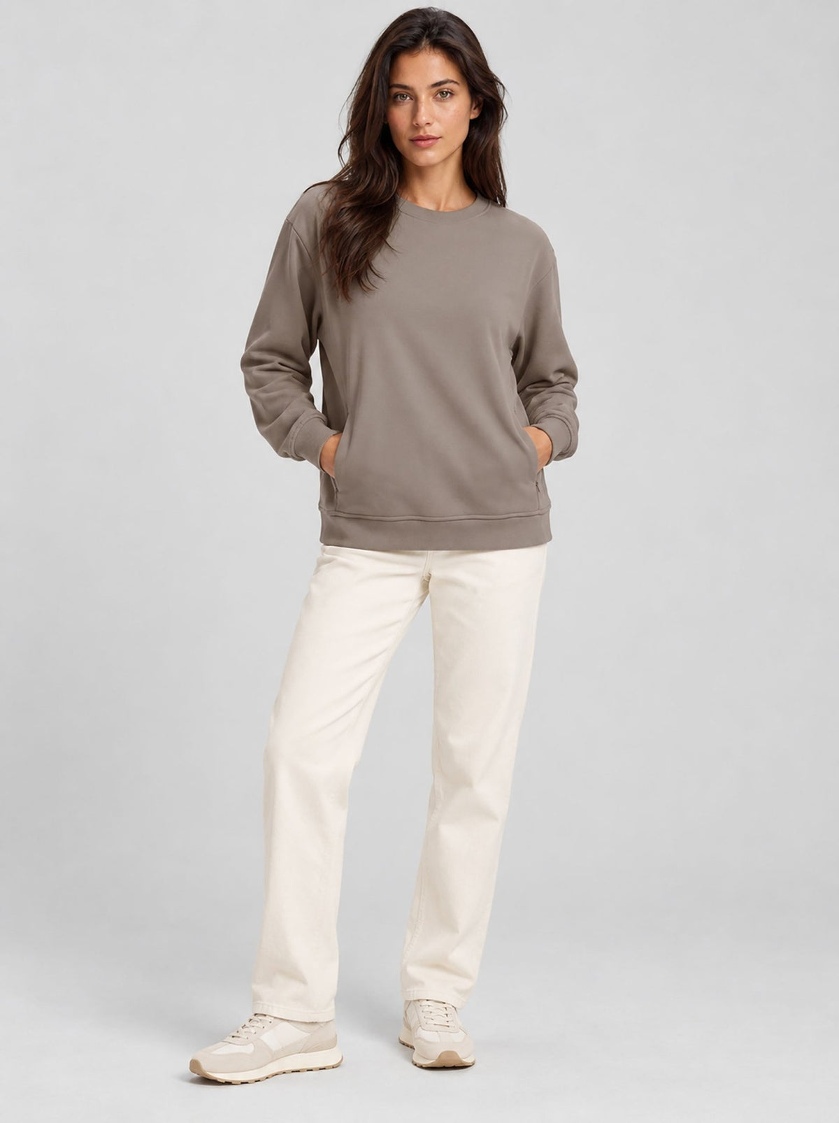 YUCOLEN Womens Warm Fleece Crewneck Sweatshirt with Zip Pockets in Coffee Grey
