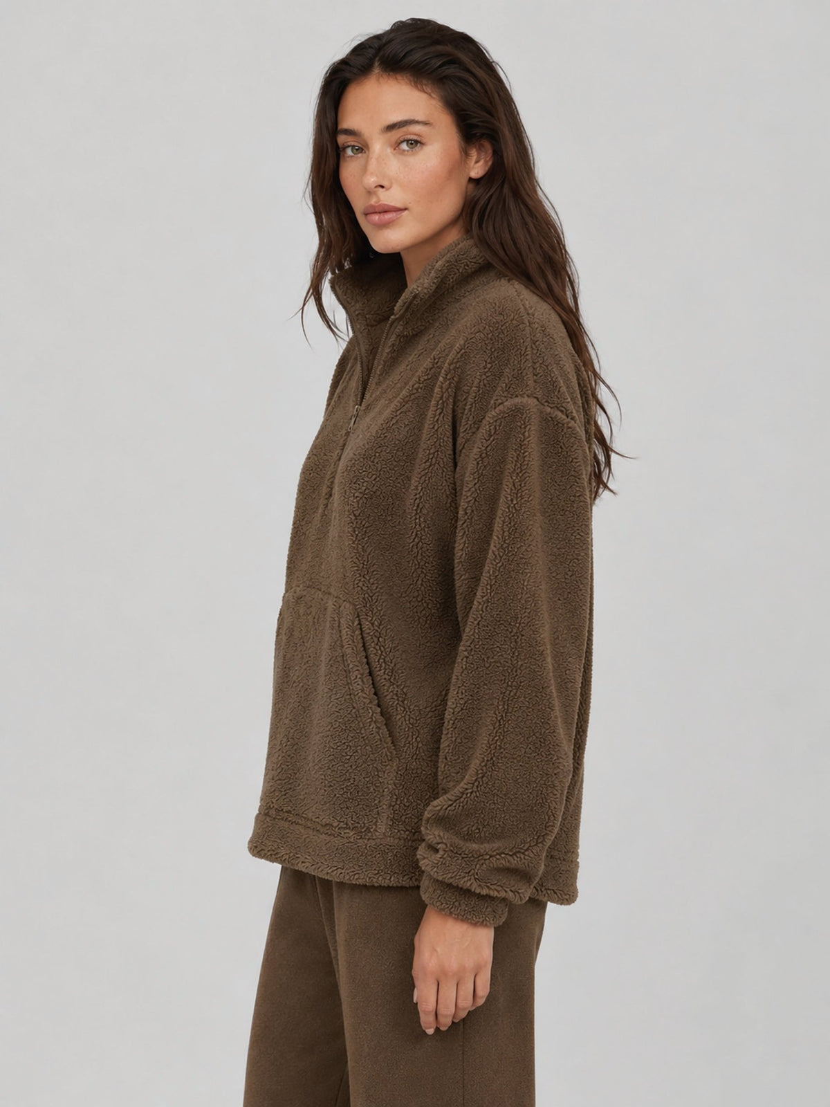 YUCOLEN Women's Stretchy Half Zip Fuzzy Sherpa Pullover with Kangaroo Pocket in Coffee