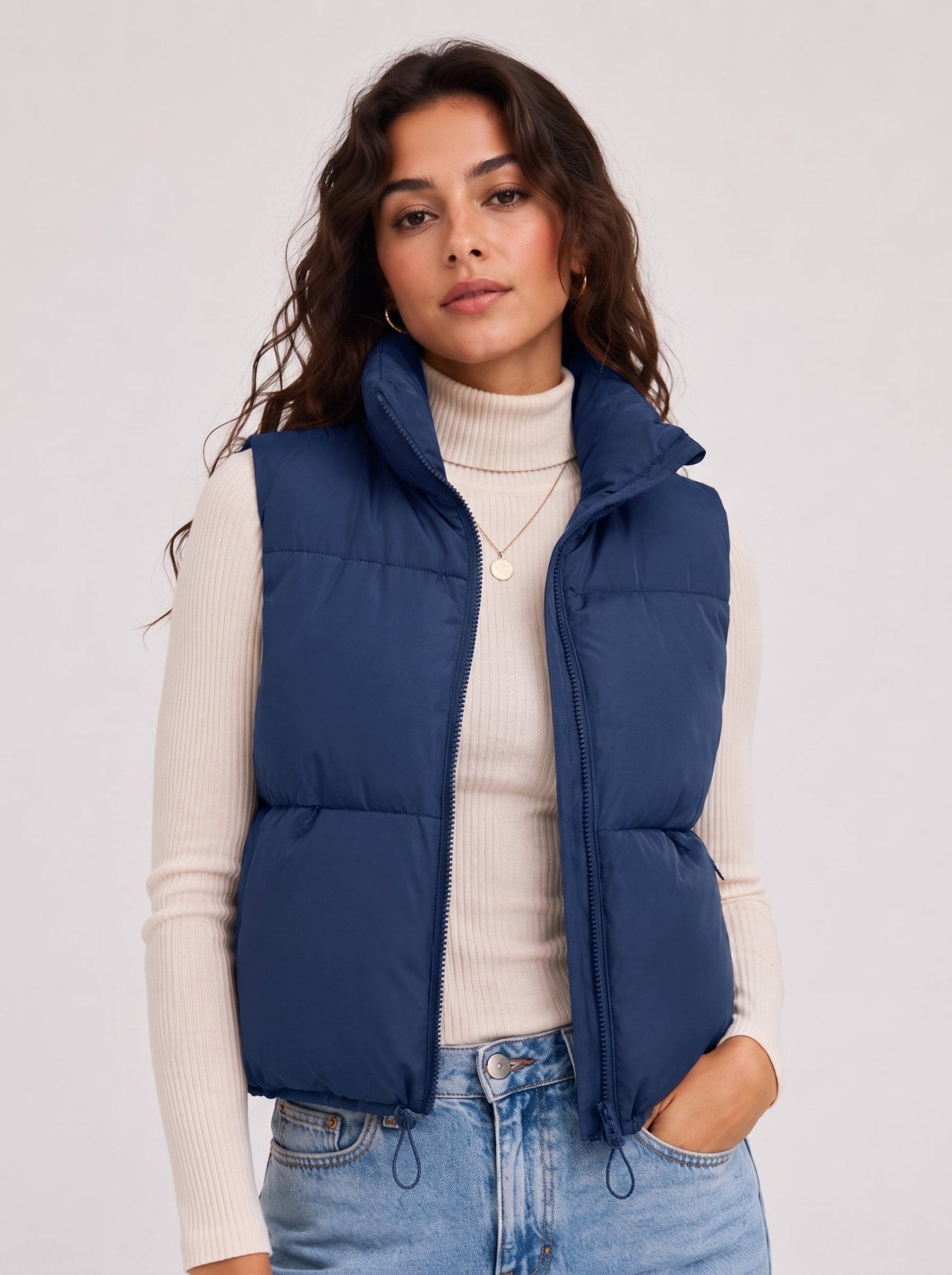 YUCOLEN Women's Cropped Puffer Vest Lightweight Sleeveless Quilted Bubble Gilet in Dark Blue
